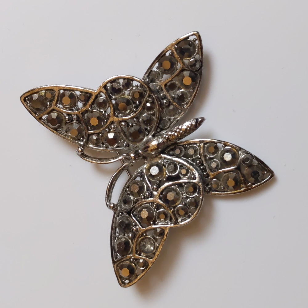 Hollycraft Silver Tone Simulated Marcasite Rhinestones Butterfly Brooch‎ Pin